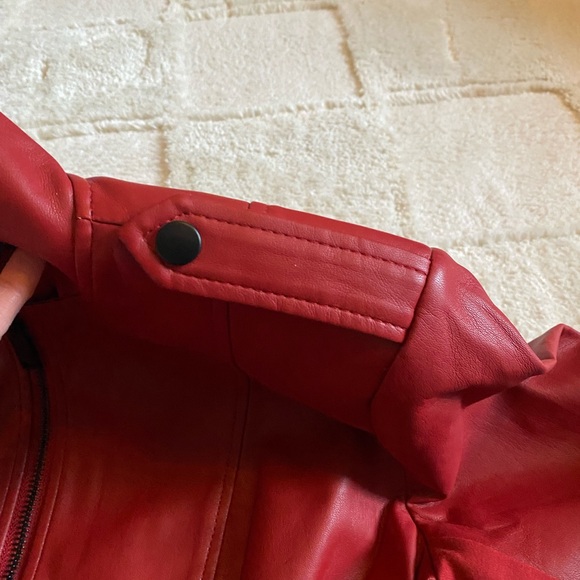 Pamela McCoy Red Jacket - Picture 4 of 8